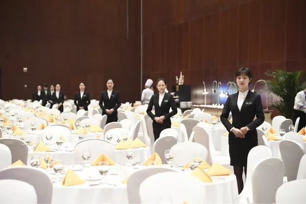 傾情抒寫中國(guó)會(huì)展業(yè)的華麗篇章——國(guó)家會(huì)議中心會(huì)議服務(wù)案例