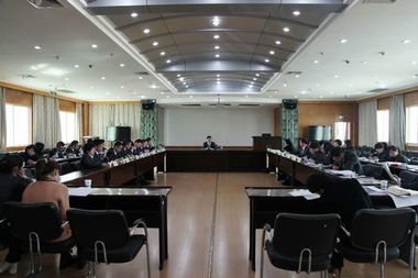 深化服務理念，提升服務品質——我行召開2013年文明規范服務工作會議